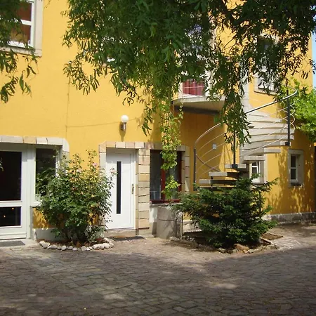 Art Appart hôtel *